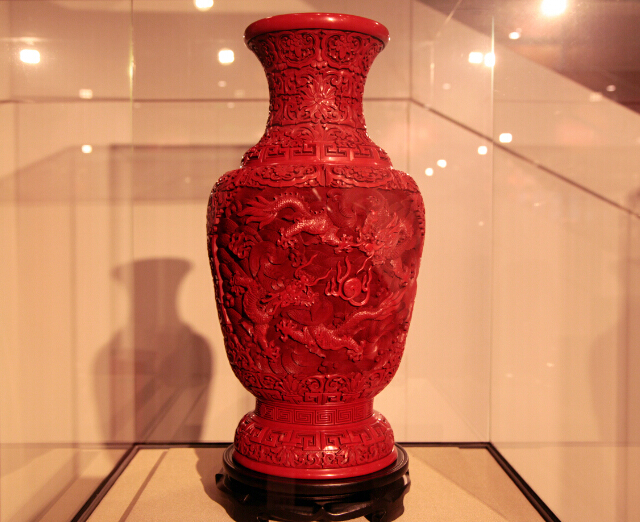 北京月坛雅集传艺荟雕漆展品