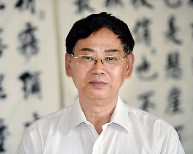 为经典插上艺术的翅膀——陈晋评张仲亭书毛泽东诗词