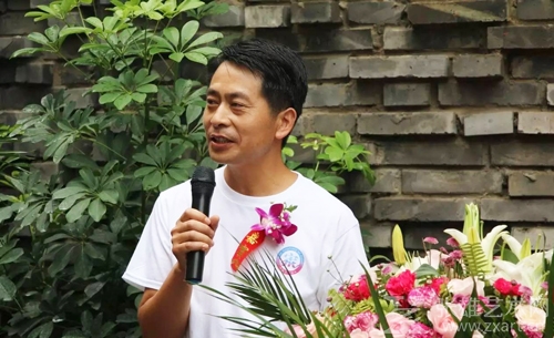 中国·宋庄艺术论坛秘书长杨毅达先生