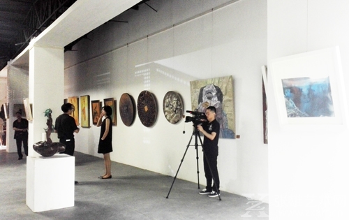 上尚国际画廊国际艺术精品展展览现场