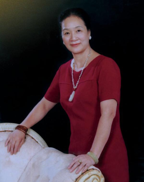 朱爱珍——中国当代书画家、慈善家
