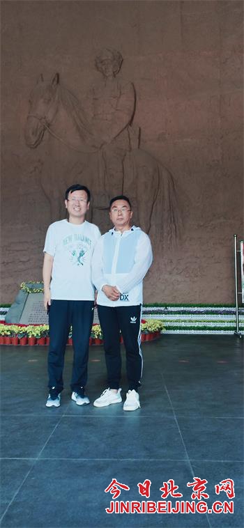 鑫潞源文化传媒携手五台山中垠酒店举行弘扬红色文化暨