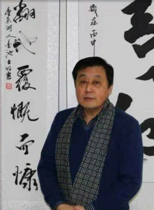 淡雅宜人——走近书画家凌士明