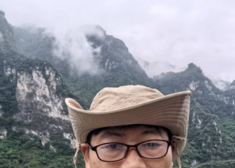 画家王宏春的山水艺术